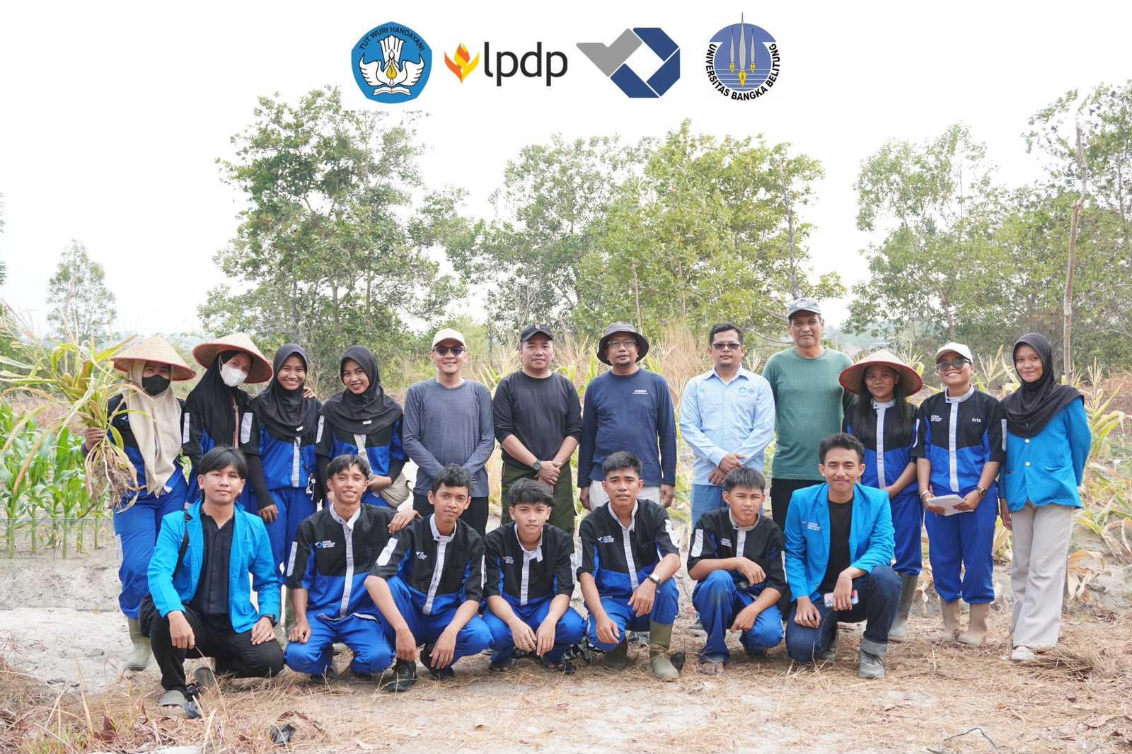 Inaugural Harvest Serves as Basis for Evaluation: State Polytechnic of Bangka Belitung Lecturers Research Organic Compost Development on Former Mining Land